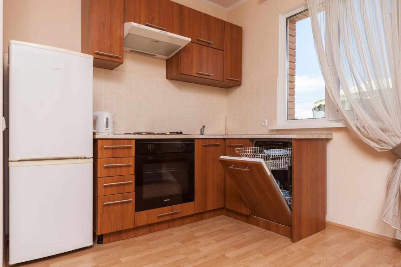 זאטוקה Hotel Promenad מראה חיצוני תמונה